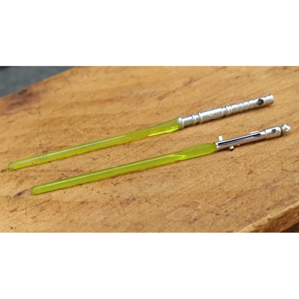Lot Of 2 Green‎ Light Saber Lego Minifigures Star Wars Replacement Parts Toys - Picture 3 of 5
